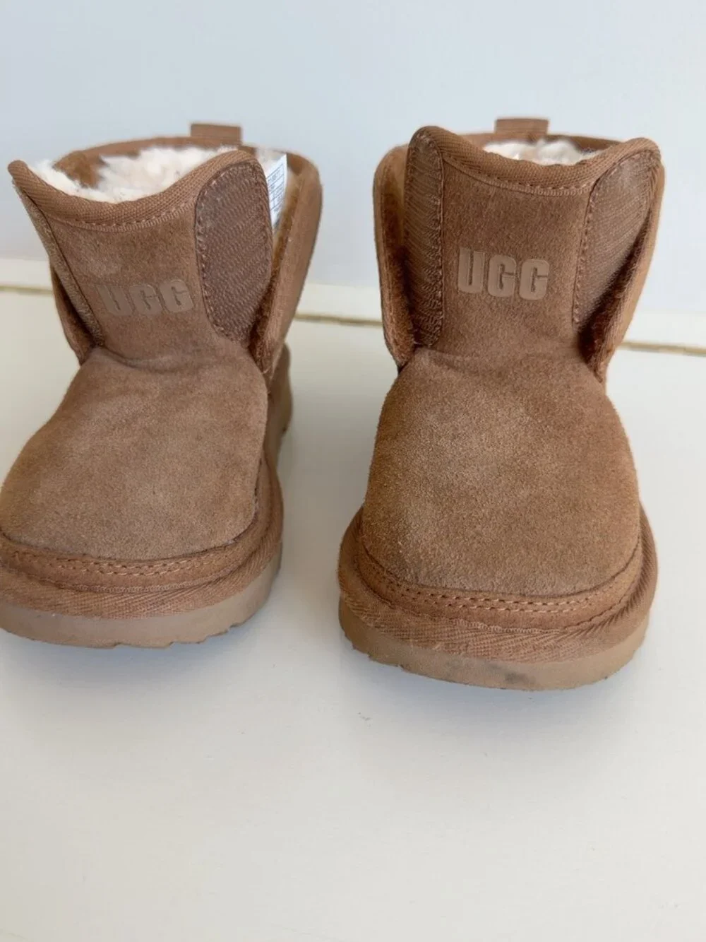 UGG Neumel EZ-Fit Chestnut Suede Shearling Boots Kids Size 12